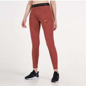 Nike Pro Dri-Fit Leggings Red Maroon Women's Medium Black Elastic Waistband